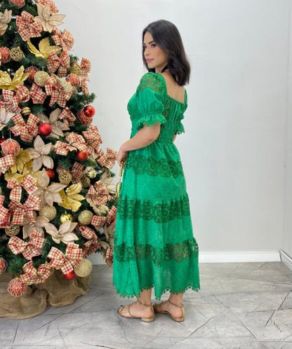 Vestido Fernanda Midi sem Bojo Manga Princesa Bordado Verde